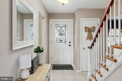 404 Eldon Dr, Broomall, PA 19008 - photo 4