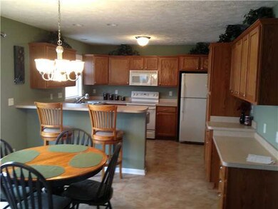 11708 Gold Fields Dr, Grand Ledge, MI 48837 - photo 5