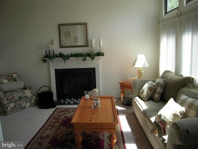 6239 Parallel Ln, Columbia, MD 21045 - photo 6