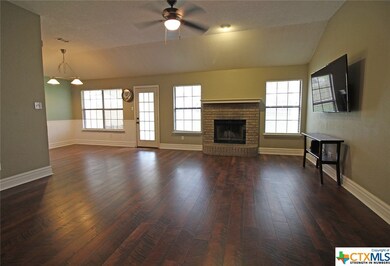 914 Kelso Dr, Copperas Cove, TX 76522 - photo 3