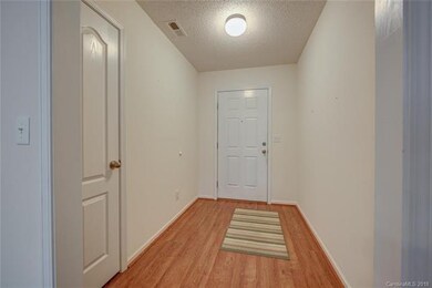 4049 Hereford Ln, Dallas, NC 28034 - photo 3