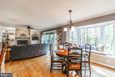 11610 Quail Ridge Ct, Reston, VA 20194 - photo 5