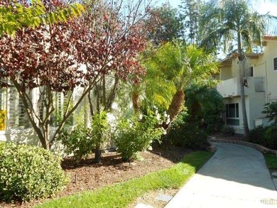 Side walkway 