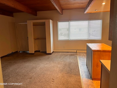 808 W 29th Place unit 3, Anchorage, AK 99503 - photo 2