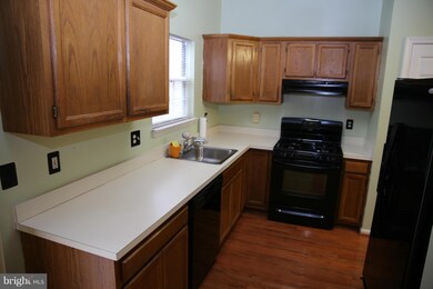 10405 Elders Hollow Dr, Bowie, MD 20721 - photo 4