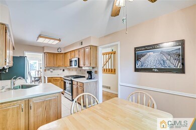 101 Kingsland Cir, Monmouth Junction, NJ 08852 - photo 3