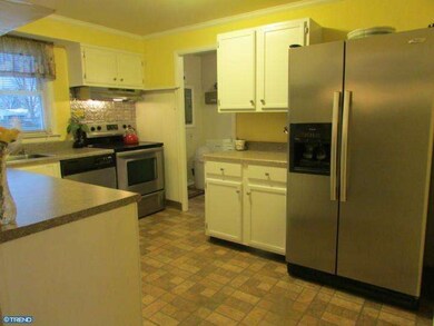 697 Mason Dr, Warminster, PA 18974 - photo 6