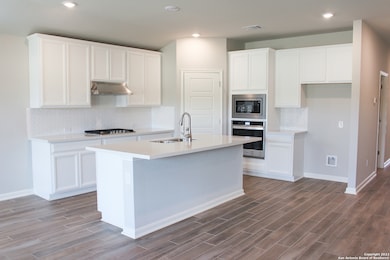 12915 Louberg Valley, San Antonio, TX 78253 - photo 3