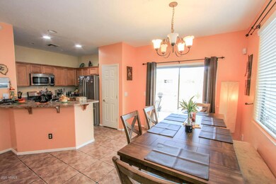 1818 W Kuralt DR-7