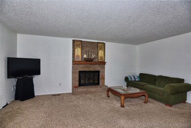 3221 S 214th East Ave, Broken Arrow, OK 74014 - photo 6