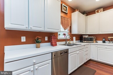 10203 Ackerly Terrace, Lanham, MD 20706 - photo 7