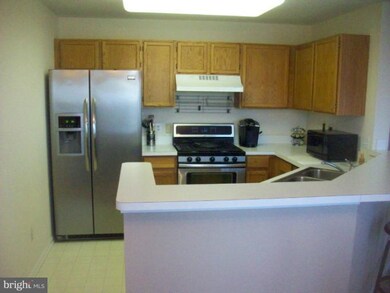 21823 Baldwin Square unit 300, Sterling, VA 20164 - photo 4