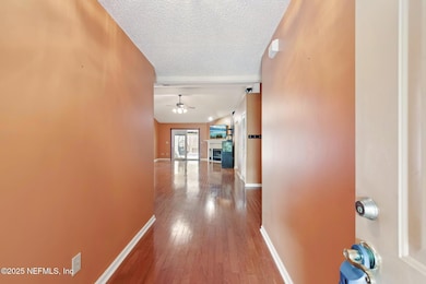 7-web-or-mls-Moon Harbor Way-S1007-007