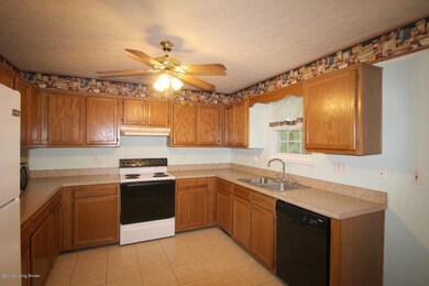 7809 Appleview Ln, Louisville, KY 40228 - photo 6