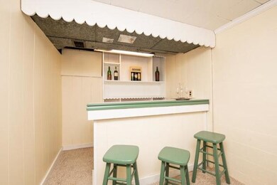 263 E Keith Ave, Waukegan, IL 60085 - photo 2