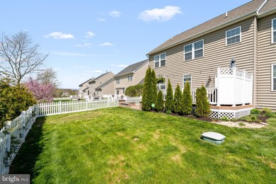 402 Saddlery Dr, Perkasie, PA 18944 - photo 4