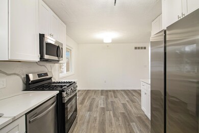 2578 N Carmelo Ln, La Porte, IN 46350 - photo 5