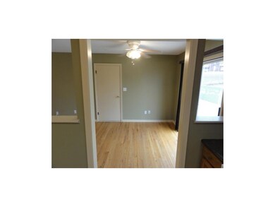 Breakfast room (2)