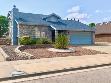 109 Lago Lindo Dr, Horizon City, TX 79928 - photo 2