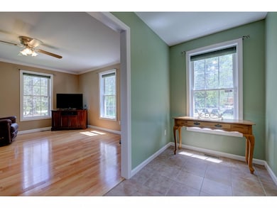 34 Chestnut Dr, Allenstown, NH 03275 - photo 7