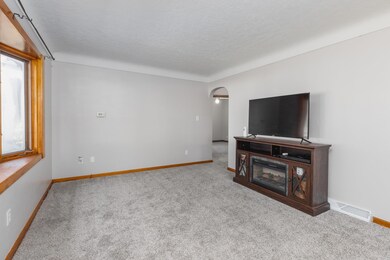 1116 Sheerer Ave, Waterloo, IA 50701 - photo 4