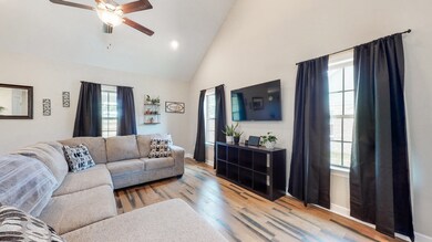 475 Preserve Cir, Manchester, TN 37355 - photo 3