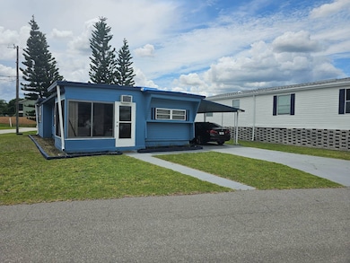 10644 1st Way N unit 10644, St. Petersburg, FL 33716 - photo 2