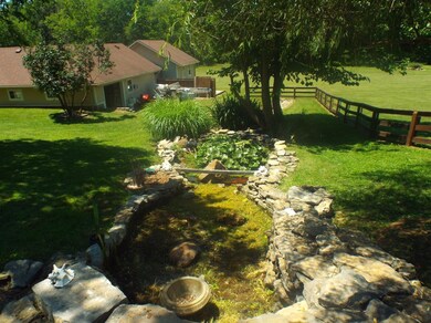 751 Stoneleigh Dr, Frankfort, KY 40601 - photo 5