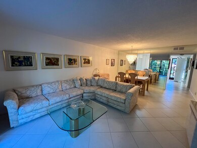 7281 Amberly Ln unit 207, Delray Beach, FL 33446 - photo 3