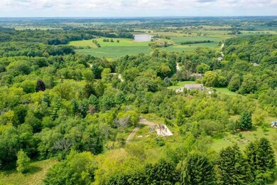 484 Sugar Hill Rd, Brooklyn, WI 53521 - photo 3