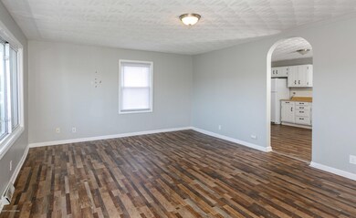 FAA862FC-388E-41DC-A6EE-D75E9316F70D