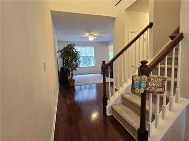 4372 Lenni Cir, Emmaus, PA 18049 - photo 3