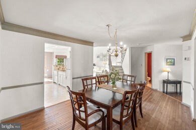 10960 Bloomingdale Dr, Rockville, MD 20852 - photo 6