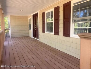 8 E Parkway Place, Holmdel, NJ 07733 - photo 3