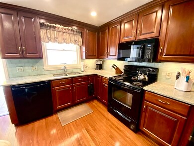 69 Stoney Brook Dr, Sutton, MA 01588 - photo 4