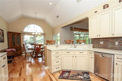 9025 New Oak Ln, Huntersville, NC 28078 - photo 3