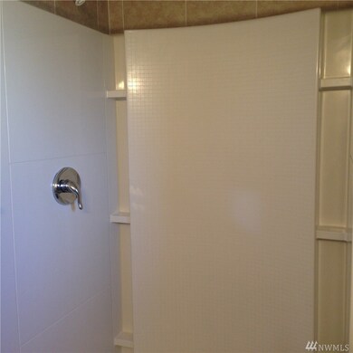 8915 Wilkensen Rd SE unit 5, Yelm, WA 98597 - photo 5