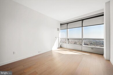 2930 Walnut St unit 4221, Philadelphia, PA 19104 - photo 5
