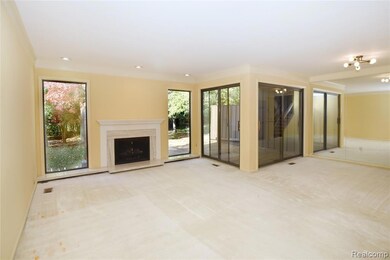 23715 Overlook Cir, Bingham Farms, MI 48025 - photo 6