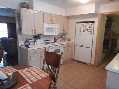 Kitchen2