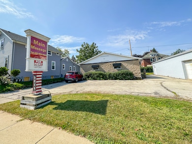 Office & Parking Space