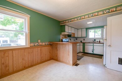 569 W 18th-4
