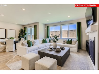 12139 SW Champlin Ln, Beaverton, OR 97007 - photo 4