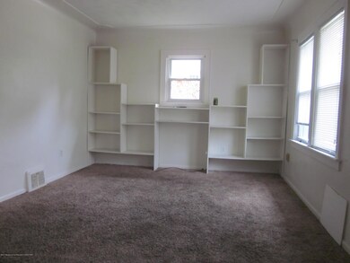 1612 Lansing Ave, Lansing, MI 48915 - photo 7