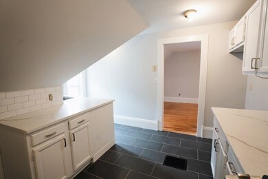 315 Lafayette St unit 3, Salem, MA 01970 - photo 7