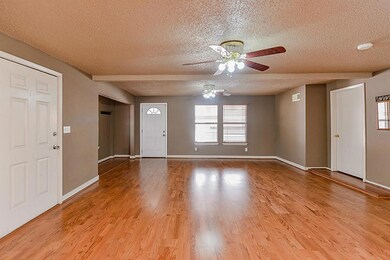 7810 Bailey Rd, Pearland, TX 77584 - photo 2