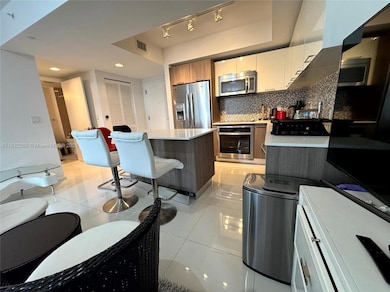 5250 Paseo unit 803, Doral, FL 33166 - photo 2