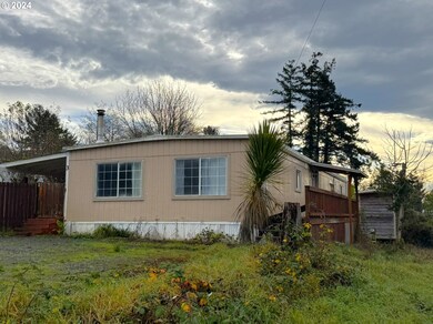 16391 Highway 101 S unit 3, Brookings, OR 97415 - photo 2