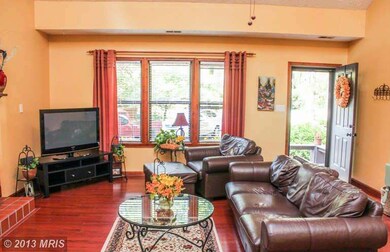 23227 Scotch Pine Ct, California, MD 20619 - photo 2