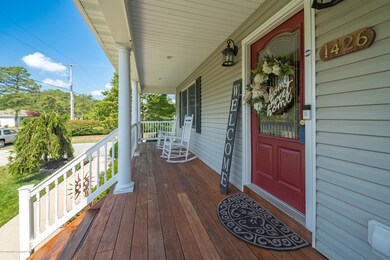 41-SEV01600-HDR